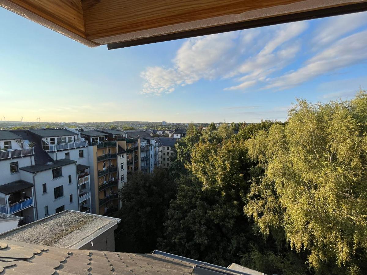 105 Qm Neues Klimatisiertes Appartment Fuer Familien Privater Parkplatz Chemnitz Kültér fotó